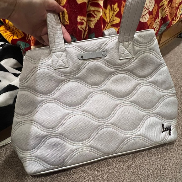 LUG Tempo Matte Luxe VL Tote Bag - Metallic Silver IcePop Stitch - Picture 13 of 14